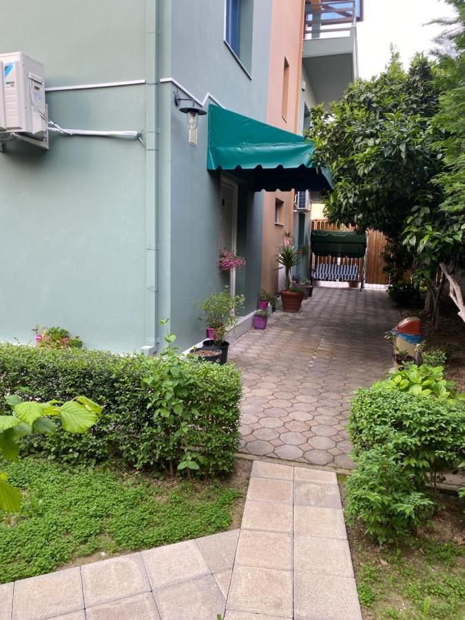 Vila Ajdinaj Berat Esterno foto