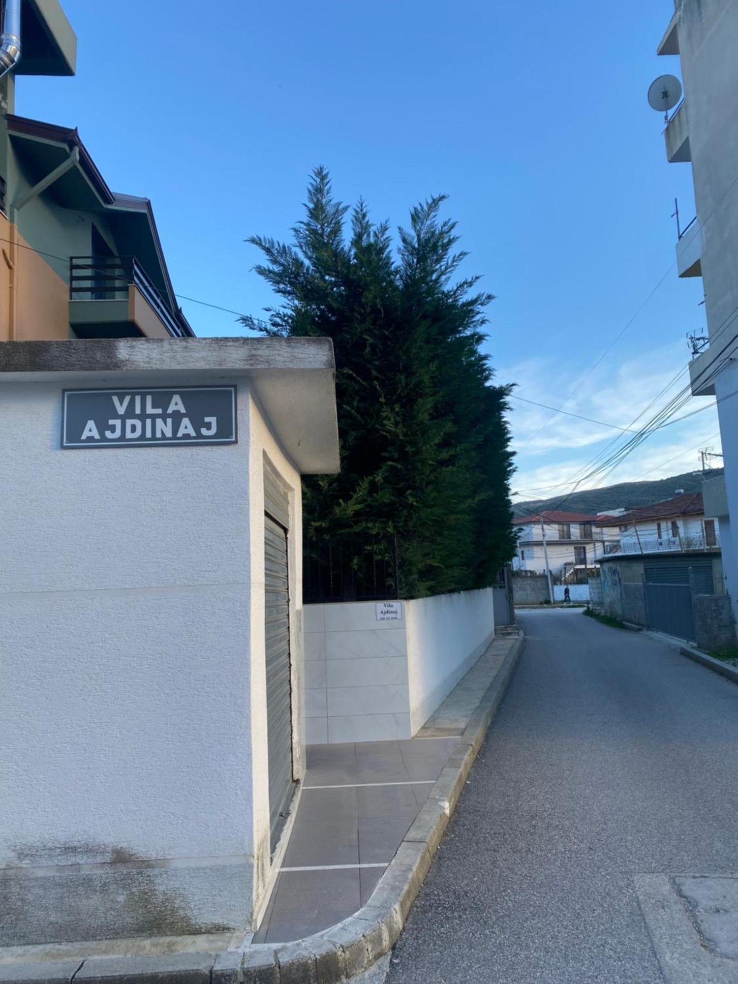 Vila Ajdinaj Berat Esterno foto