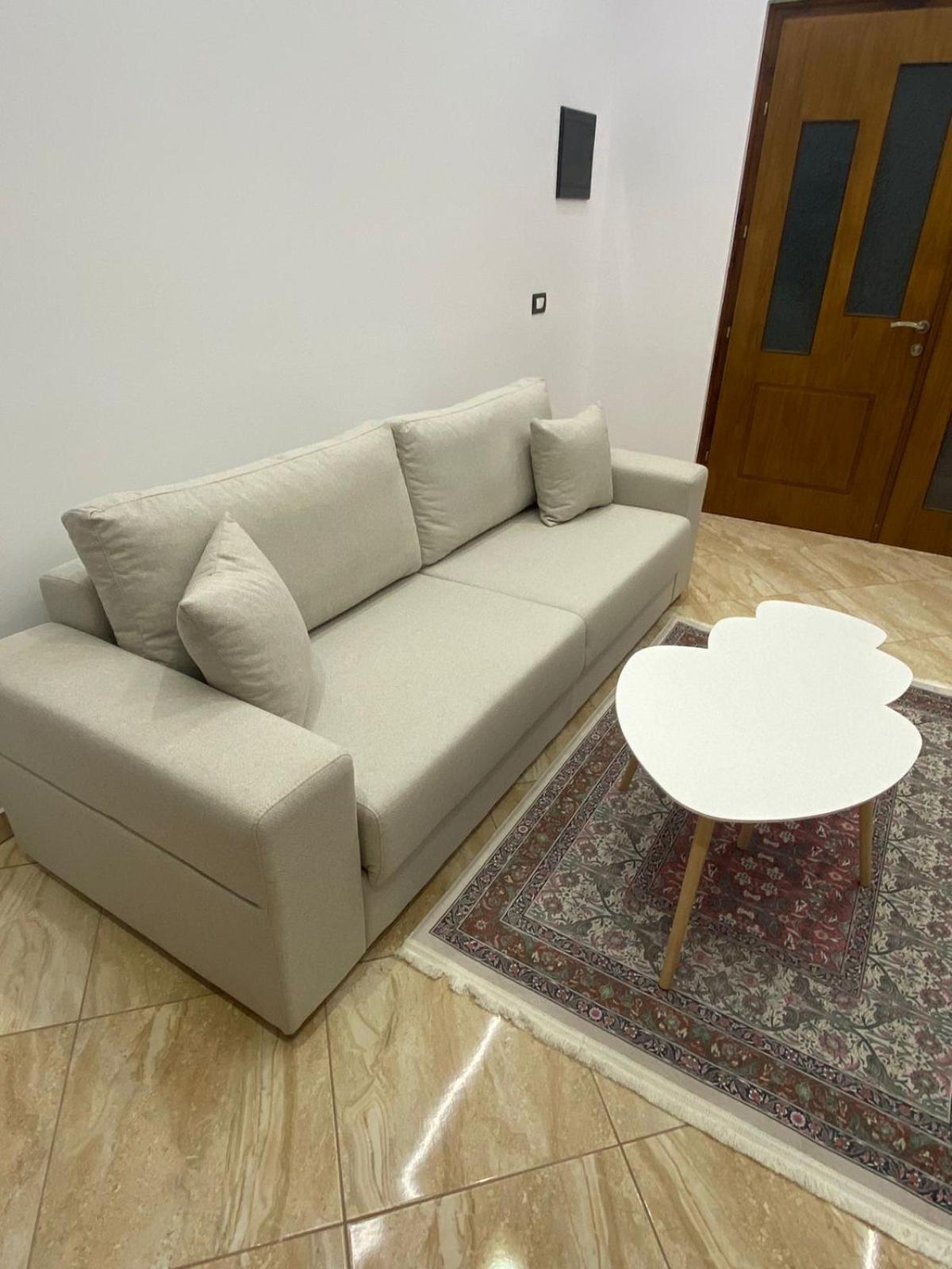 Vila Ajdinaj Berat Esterno foto