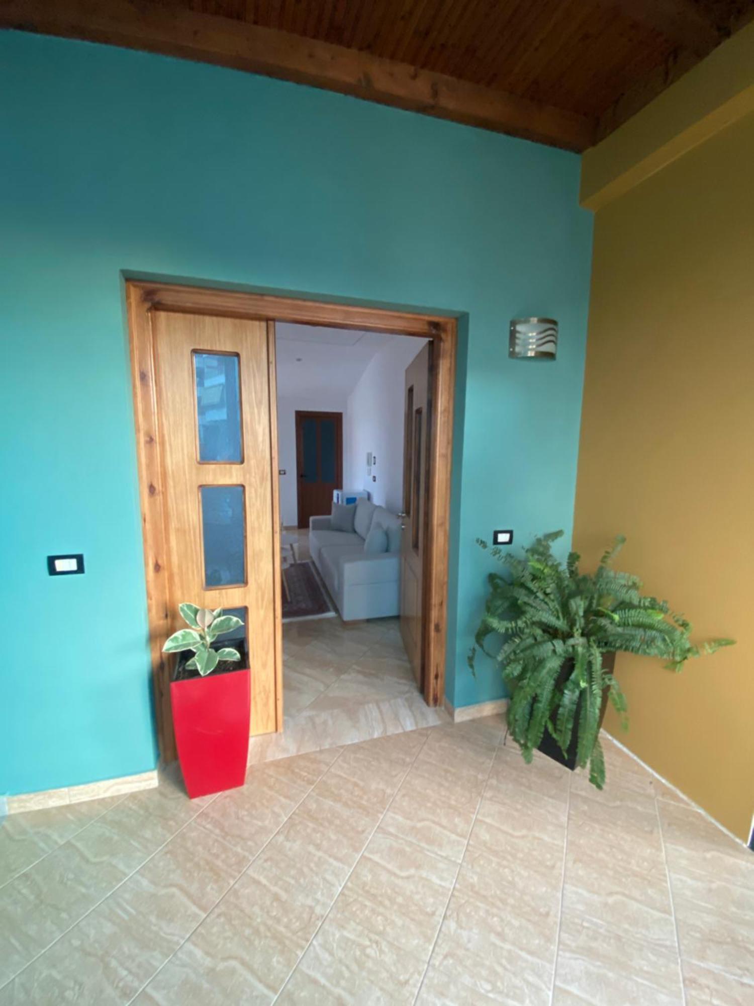 Vila Ajdinaj Berat Esterno foto