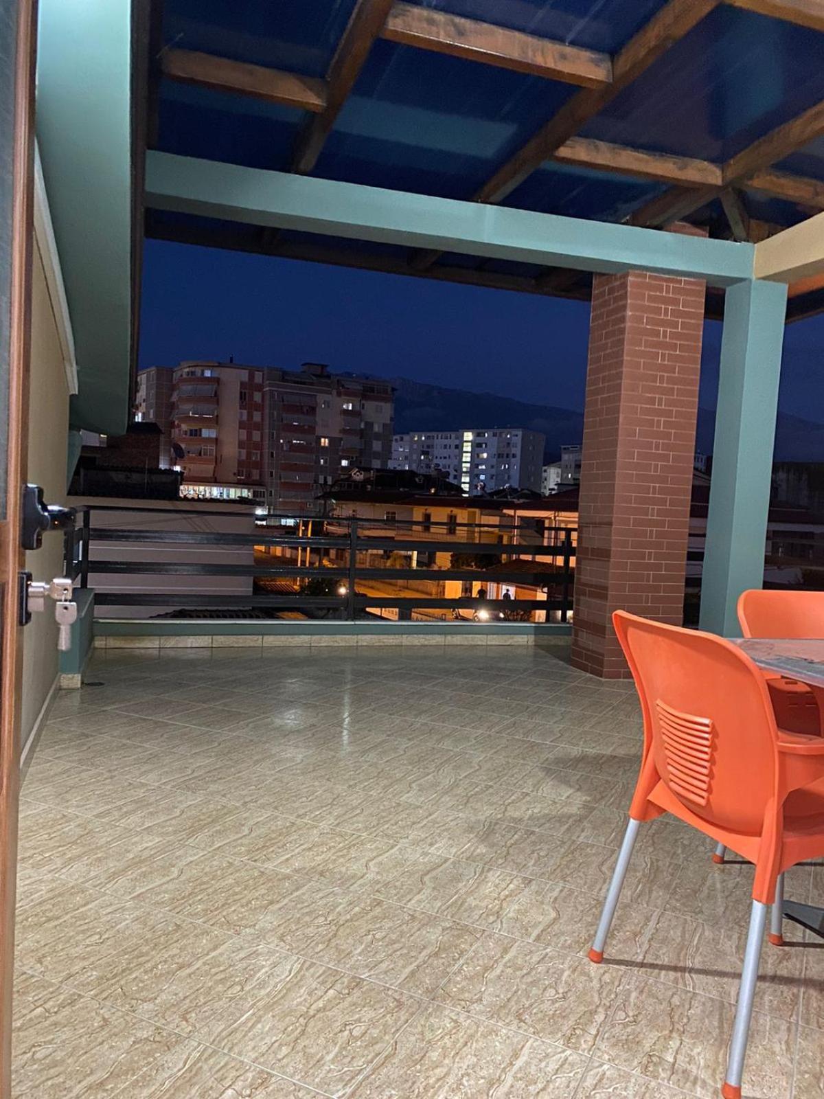 Vila Ajdinaj Berat Esterno foto
